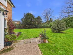 PATIO & COMMUNAL GARDENS- click for photo gallery